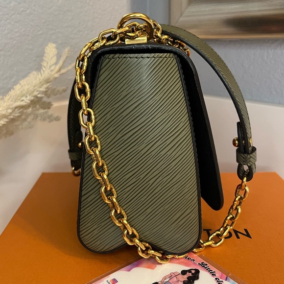 🎀 LOUIS VUITTON Epi Monogram Kabuki Twist Shoulder Bag MM Green - Picture 7 of 17